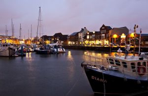 hull marina 3 sm.jpg